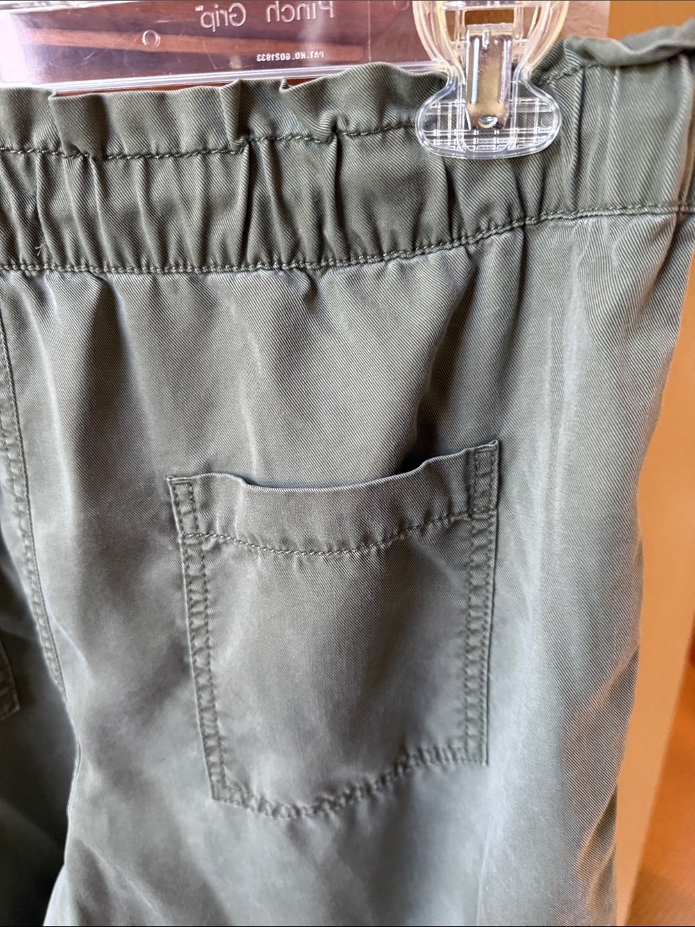 LOFT Olive Green Wide Leg Pants; size L - Picture 3 of 6